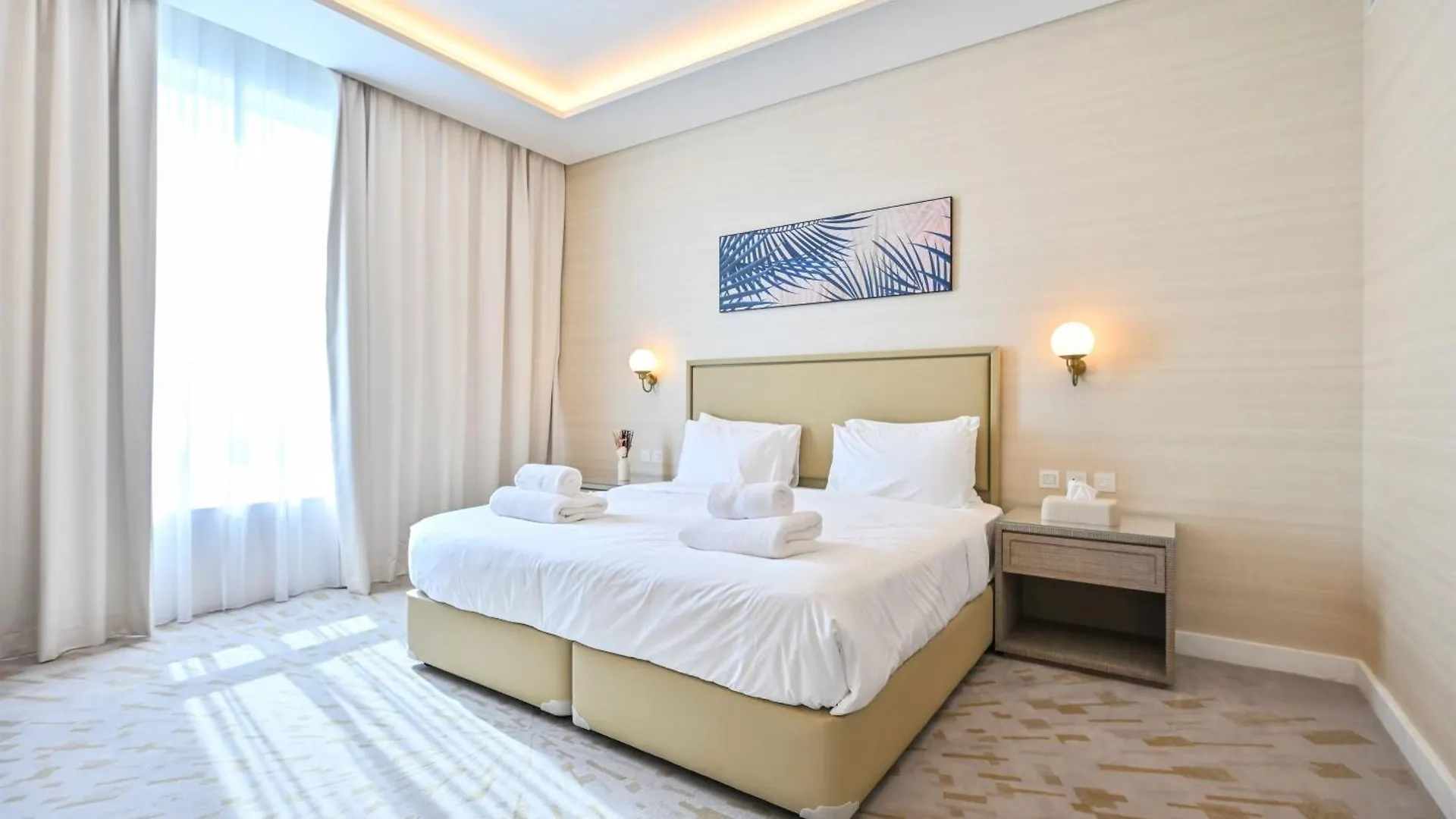 Luxury 1-Br With Stunning Views In Palm Tower By Luxe Shortlet Apartment Dubai