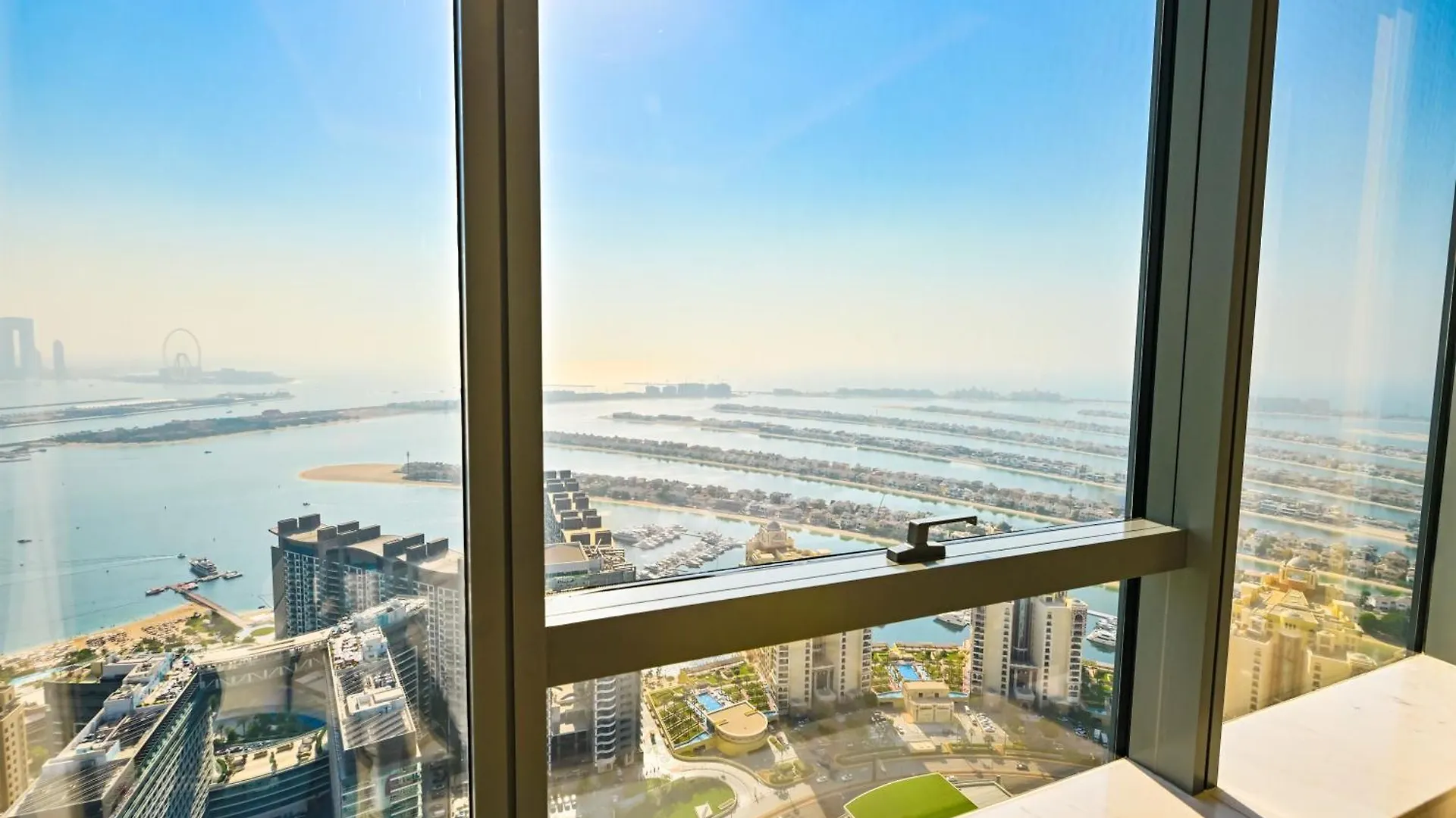 Luxury 1-Br With Stunning Views In Palm Tower By Luxe Shortlet Apartment Dubai United Arab Emirates