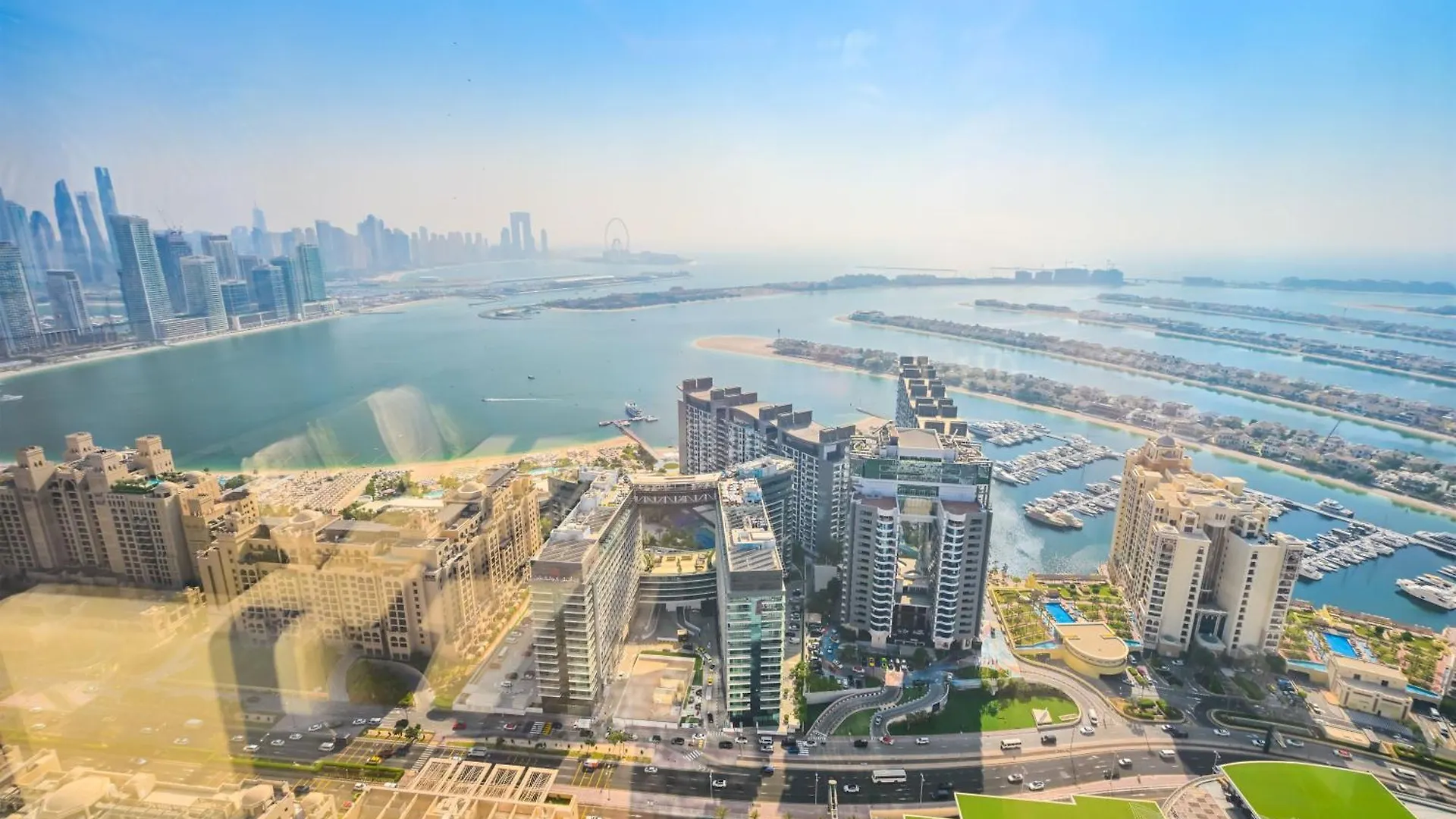 Luxury 1-Br With Stunning Views In Palm Tower By Luxe Shortlet location